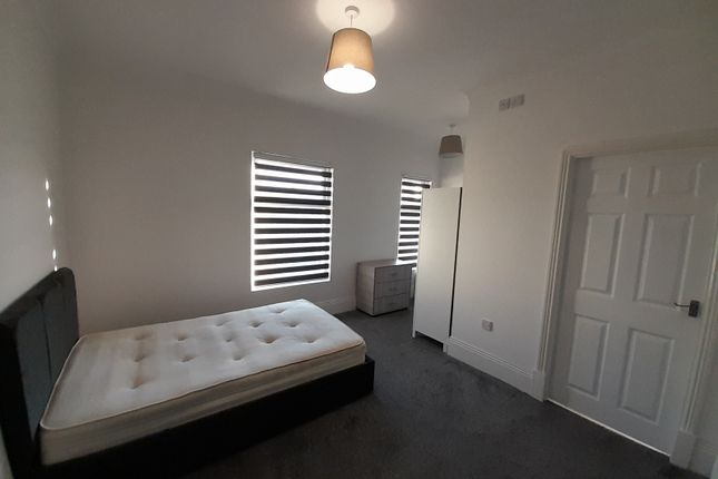 Thumbnail Shared accommodation to rent in Queen Street, Normanton