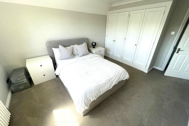 Bed 3.Jpg