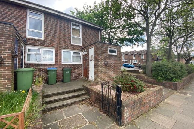 2 bed semi-detached house for sale in Raglan Road, London, Greater London SE18