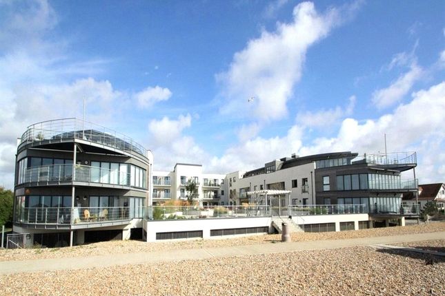 Flat to rent in The Waterfront, Goring-By-Sea, Worthing