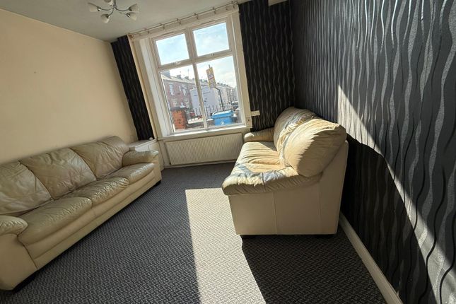93, Mayfield Road, Oldham photo 2