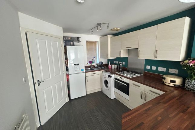 4 , Sir Harry Secombe Court, Swansea photo 2