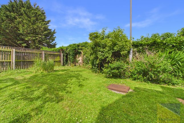 39, Maple Road, Preston photo 2