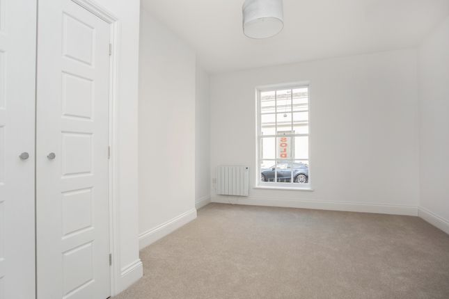 Thumbnail Flat to rent in Bath Road, Cheltenham