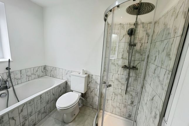 9 Pentre Howell, Bridgend photo 4