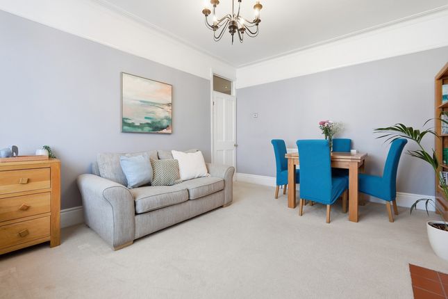 50, Leigham Court Drive, Leigh-on-sea photo 4