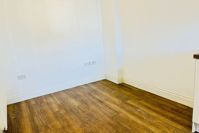 3, Bay Tree Court, Woodbridge photo 5