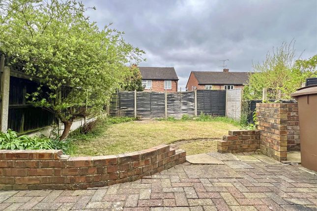 Terraced house for sale in Cotswold Crescent, Chelmsford