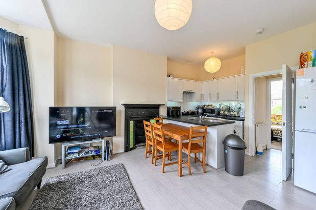 Thumbnail Flat to rent in Woodside Road N22, Wood Green, London,