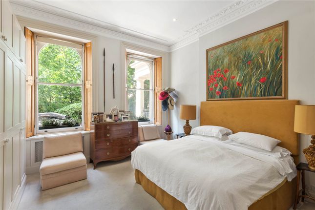 55, Eaton Square, London photo 4