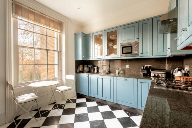 Flat 2, 17, Onslow Square, South Kensington photo 4