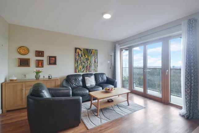 Lounge Area_Pic_ (2) (8).Jpg