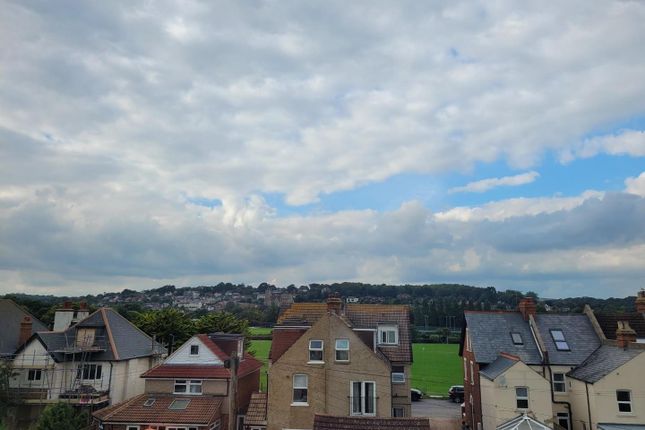 Flat 3, 46 Marine Parade, Hythe photo 5