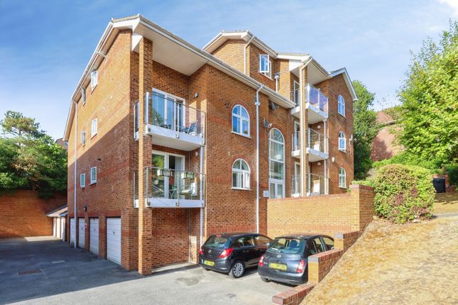 Flat 7, Sunridge Shades 11-15,, Belle Vue Road, Poole photo 2