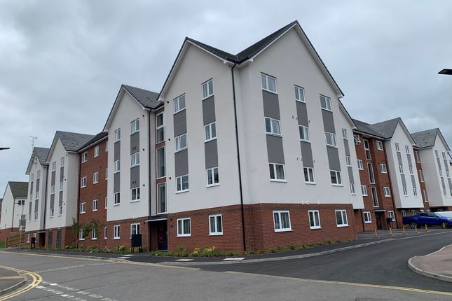 Thumbnail Flat to rent in Champion Way, Bedford