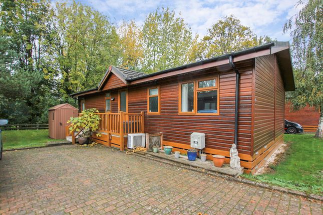 2-bed caravan on Lodge, 29, Wicksteed Park, Barton Seagrave, £185,000