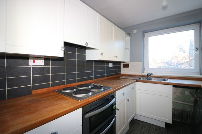 Flat 1/2, 157 Denmilne Street, Glasgow photo 3