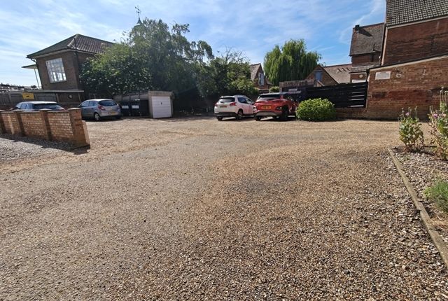 51, De Parys Avenue Bedfordshire, Bedford photo 3