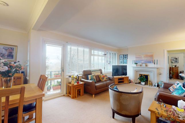 12 Hollins Court Hampsthwaite Road, Harrogate photo 2
