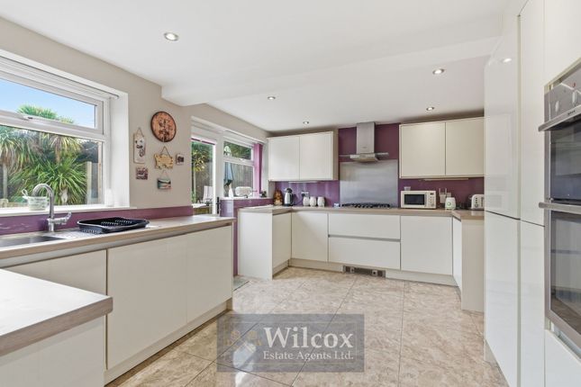 2 Widcombe Drive, Bolton photo 3
