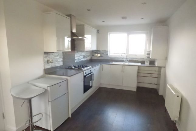 Flat to rent in Netherton Avenue, North Shields