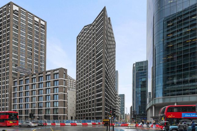 Thumbnail Flat to rent in Wiverton Tower, 4 New Drum Street, Aldgate East, London