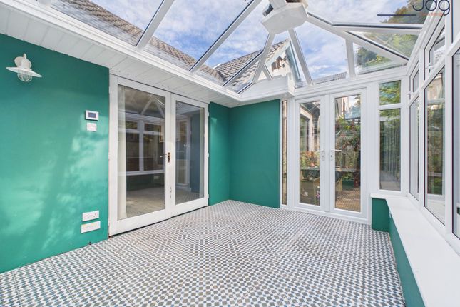 17 Haverbreaks Place, Lancaster photo 4