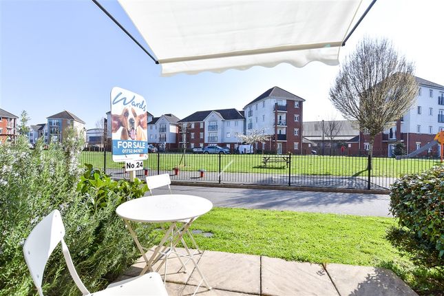 Ingram Close Larkfield, Aylesford photo 2