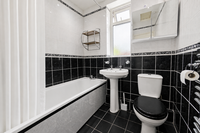 67 Doncaster Road, Blackpool photo 4