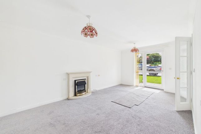 7 Carn Brea Court, Trevithick Road, Camborne photo 4