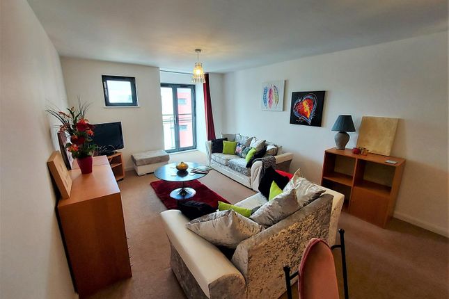 Flat for sale in St Stephens Court, Marina, Swansea