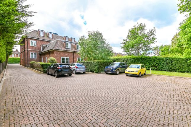 2-bed flat on Flat 6,, Milton Manor, New Milton, £219,950
