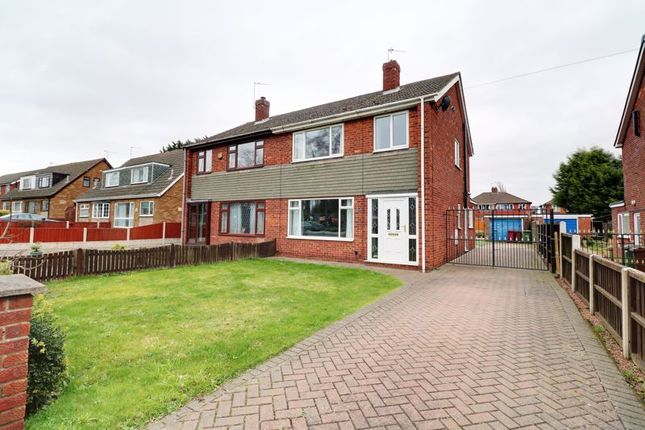 Thumbnail Property to rent in Warwick Road, Scunthorpe