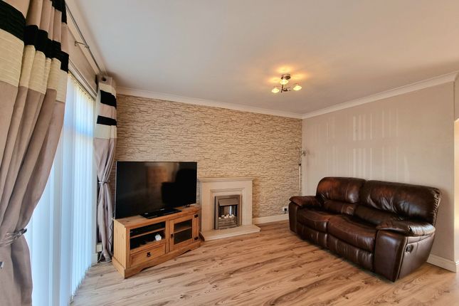 3 Bragdu, Bridgend photo 2