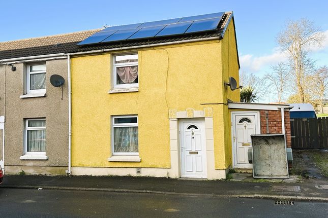 Thumbnail End terrace house for sale in Llwynhendy Road, Carmarthenshire