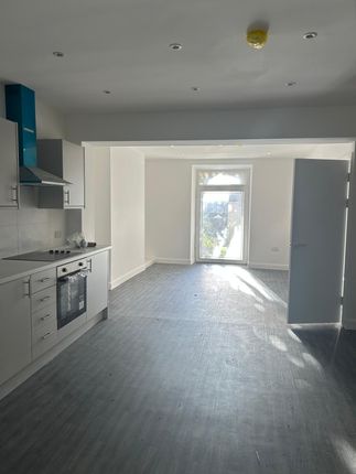 Carlton Terrace, Swansea photo 2