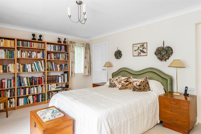 5, Stack House, Oxted photo 2