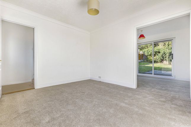 Clifton Close, Kent photo 2
