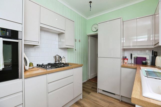104, Queenborough Road, Sheerness photo 4