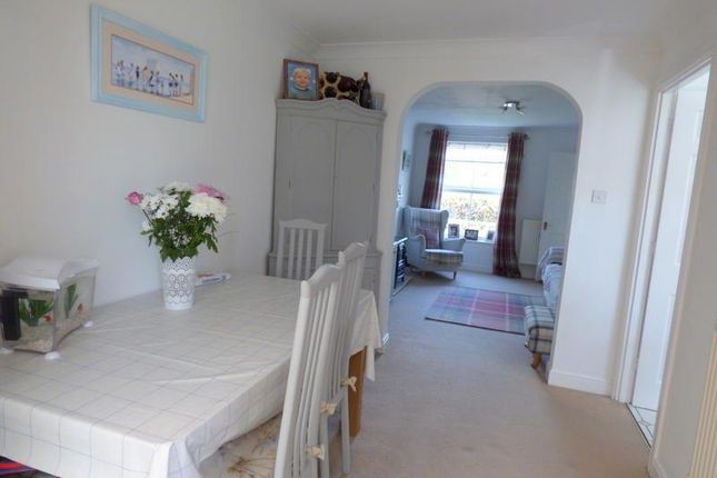 25, Camelia Close, Littlehampton photo 4