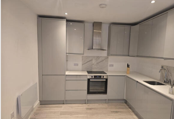 Flat 16, Varis Court, Coulsdon photo 2
