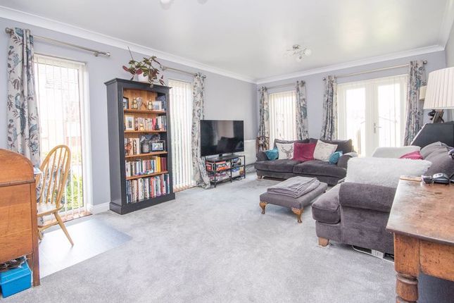 1, Wickham Court, Southampton photo 2