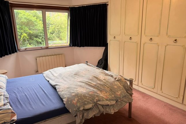 16, West View, London photo 4