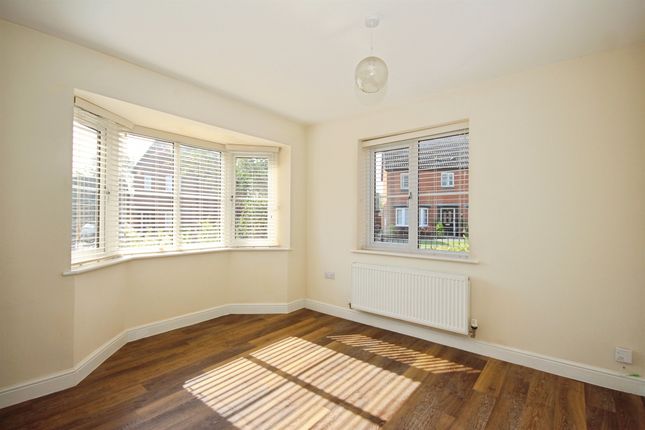 4, Emperor Boulevard, Leamington Spa photo 4