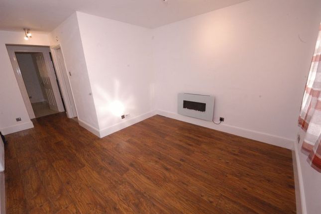 114, Linden Road, Maidstone photo 3