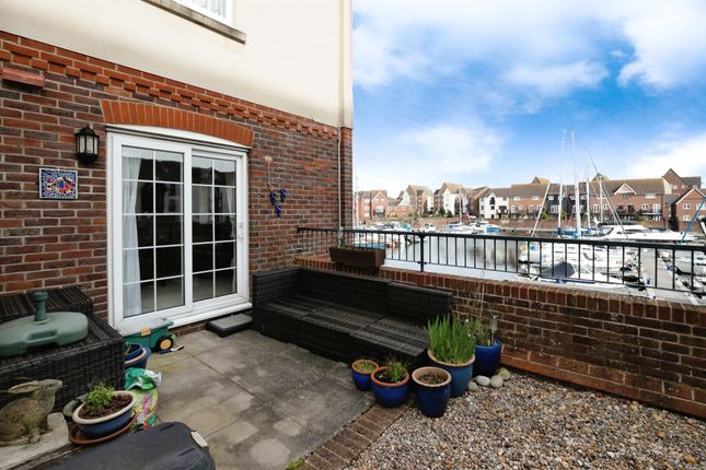 Flat for sale in Canary Quay, Eastbourne