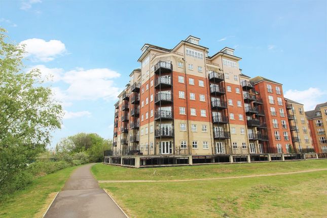 Flat for sale in Palgrave Road, Bedford