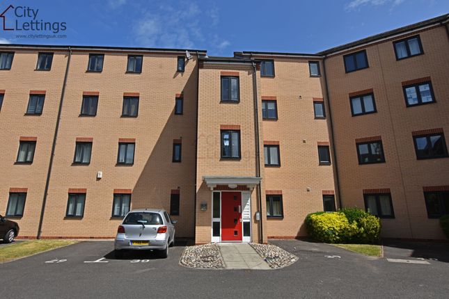 Flat to rent in Templars Court, Lenton