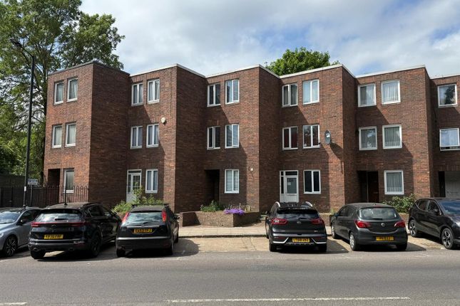 Thumbnail Town house to rent in Silver Street, London