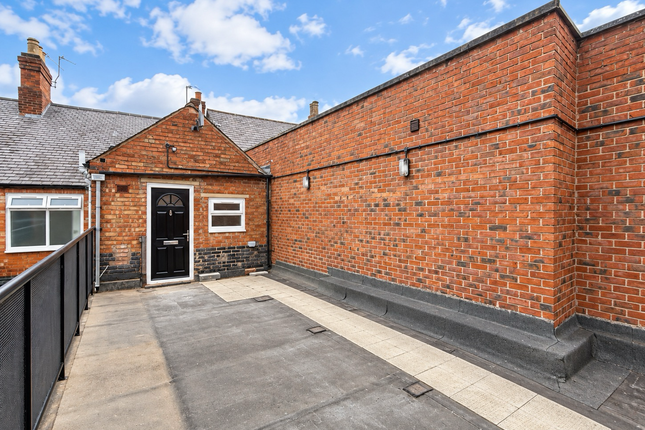 5a High Street, Leicester photo 3